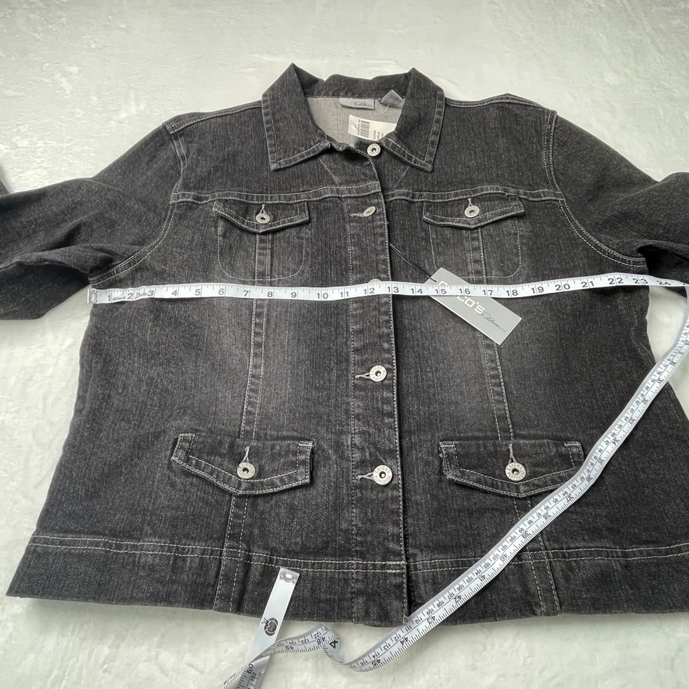 Chico's Platinum Marquis Black Denim Jacket Size 3 NWT Faded Stretch Trucker - Picture 4 of 8